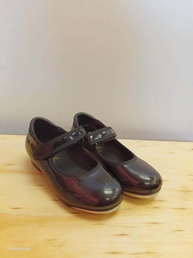 Stelle Tap Shoes (Size: 10, Type: Sports)