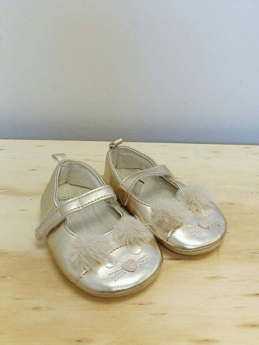 Girls gold kitty flats sz 9-12M (Size: 9-12MO)