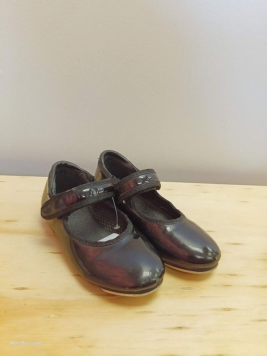 Freestyle Black Tap Shoes size 9