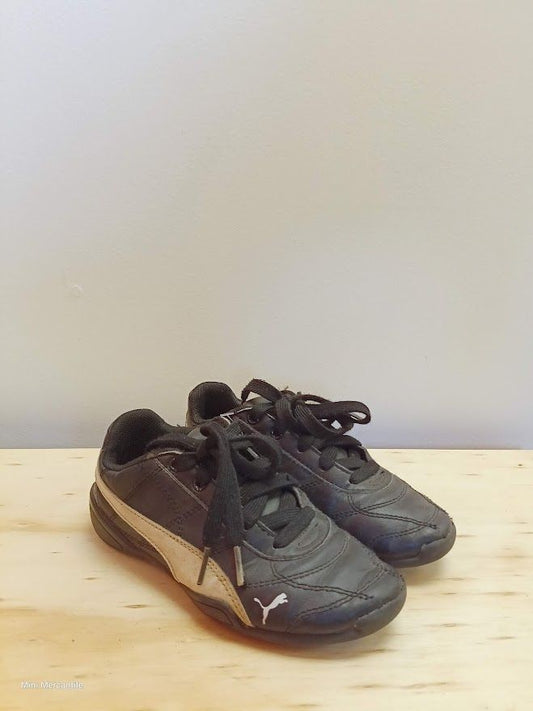 Puma Soccer Shoes size 12.5 (Size: 12.5)